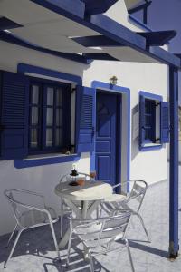 Roula Villa Studios & Apartments Santorini Greece