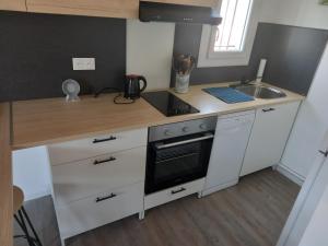 Les Cyclades, T3 climatisé, terrasse, 500m plage