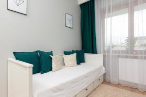 Mokotów Bluszcz Apartment by Renters