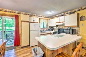 Spacious Albrightsville Home w Game Room!