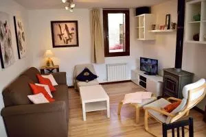 Casa El Parral 2 dormitorios a 30 min de Astun y Candanchu - Fraginal