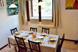 Casa El Parral 2 dormitorios a 30 min de Astun y Candanchu