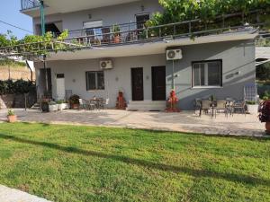 Syvota Apartments Family