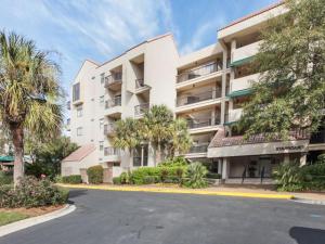 226 Captains Quarters