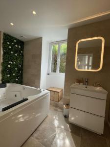 Appartements Appartement Dampierre en yvelines : photos des chambres