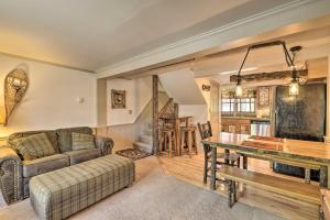 Townhome with Deck Walk to Mirror Lake and Main St!