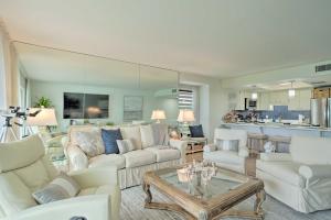 Stuart Condo at Beachfront Resort with Ocean Views