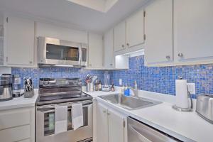 Stuart Condo at Beachfront Resort with Ocean Views