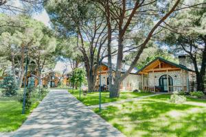 Pino Mar Luxury Bungalows