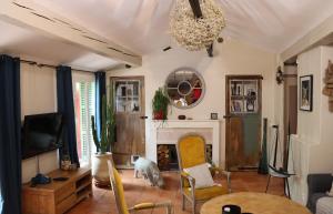Appartements Grand loft de charme, place du village a Thuir : photos des chambres
