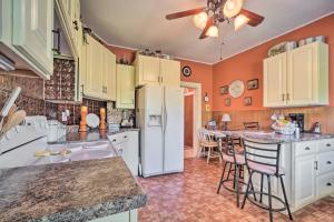 Historic Sparta Home Near Waterfalls & Hikes!