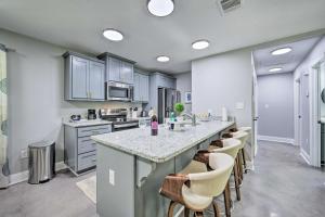 Stunning Avinger Retreat on Lake O the Pines