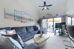 East of the Sun - 芬威克岛