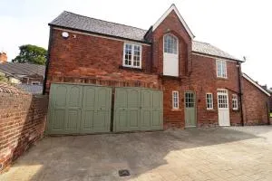 The Olde Coach House - Newbold