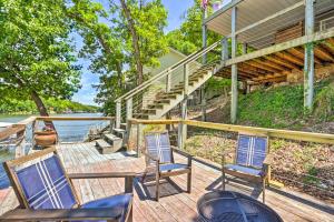 Waterfront Home with 3 Decks on Lake of the Ozarks!