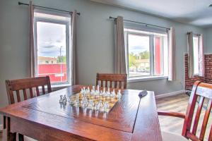 Charming Choteau Apartment Central Location!