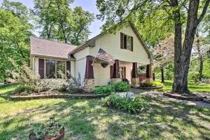 Retreat with Lake Access and Private Boat Dock! - Lake Itasca