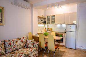 Apartment Jadranka with Sea View in Rogotin