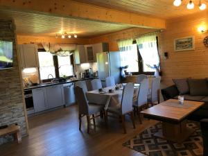 The Owls Nest holiday home in Wiselka for 9 persons