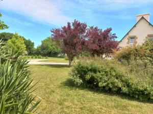 Maisons de vacances Large holiday home with garden in Brittany : photos des chambres
