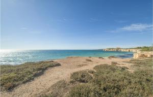 3 Bedroom Stunning Apartment In Sorso img12