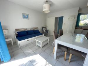 Maisons de vacances Maison Saint-Brevin-les-Pins, 3 pieces, 5 personnes - FR-1-364-118 : photos des chambres