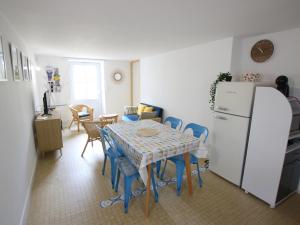 Maisons de vacances Maison Saint-Brevin-les-Pins, 3 pieces, 4 personnes - FR-1-364-133 : photos des chambres