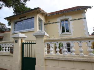 Appartement 2 Chambres avec Jardin Privé Proche Plage - FR-1-364-133