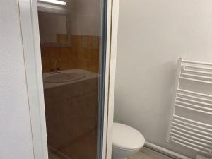 Studio cabine cosy, climatisation, vue port à Capbreton - FR-1-413-199