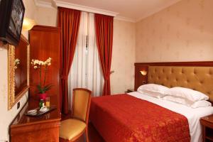 Triple Room room in Hotel Serena