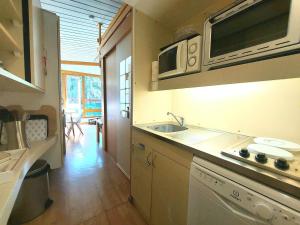 Studio en station avec balcon et WIFI gratuit - FR-1-346-434