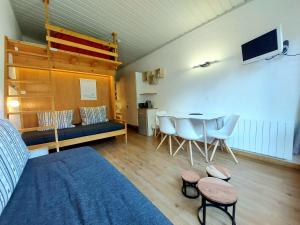 Studio en station avec balcon et WIFI gratuit - FR-1-346-434