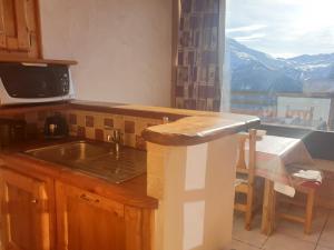 Appartements Appartement La Rosiere, 3 pieces, 4 personnes - FR-1-275-131 : photos des chambres