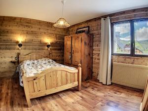 Chalet spacieux tout confort avec billard, proche remontées - FR-1-267-174