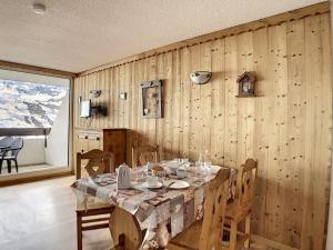 Studio lumineux ski aux pieds avec balcon sud - FR-1-344-784