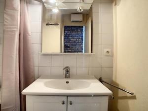 Studio lumineux, ski aux pieds, balcon sud, 4 pers., 2 Flocons Or - FR-1-344-784