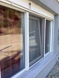 SUNNY STUDIO IRAKLITSA