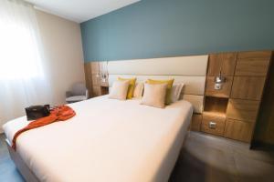 Hotels Hotel Port Toga : photos des chambres