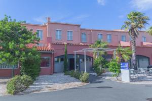Hotels The Originals City, Relax'Otel & Spa, Le Barcares : photos des chambres