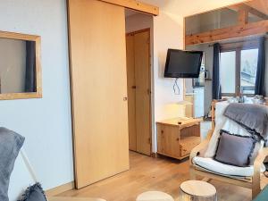 Appartement en duplex au pied des pistes avec balcon et parking - FR-1-344-801