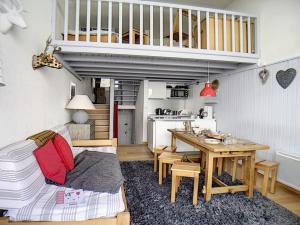 Duplex moderne avec balcon, ski aux pieds - FR-1-344-814