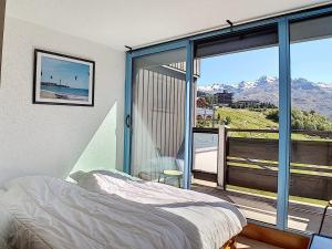 Duplex lumineux skis aux pieds, 8 pers., 3 chambres, Les Menuires - FR-1-344-827