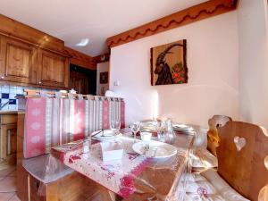 Appartement spacieux et confortable proche des pistes avec balcon - FR-1-344-841