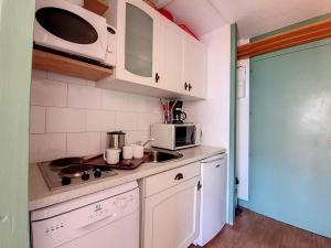 Studio lumineux Ski aux pieds Balcon - FR-1-344-931