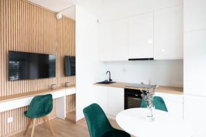 Golden ApartmentsSok15