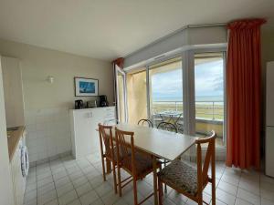 Appartement 3 pièces avec piscine et parking à Saint-Jean-de-Monts - FR-1-224C-111