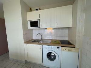 Appartement 3 pièces avec piscine et parking à Saint-Jean-de-Monts - FR-1-224C-111