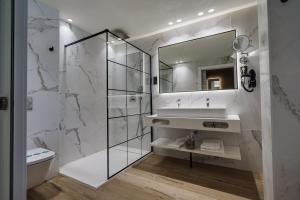 Hotel Brisamar Suites