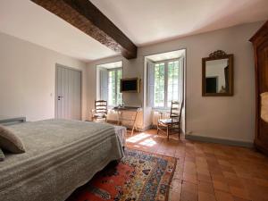 B&B / Chambres d'hotes Le Petit Chateau De Sainte Colombe : photos des chambres