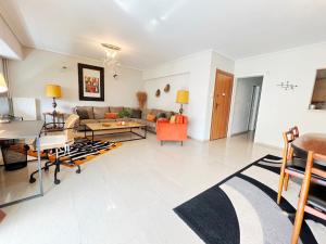 Peaceful Apartment by Flisvos Marina by Athenian Homes